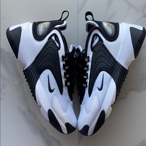 nike white & black zoom 2k trainers